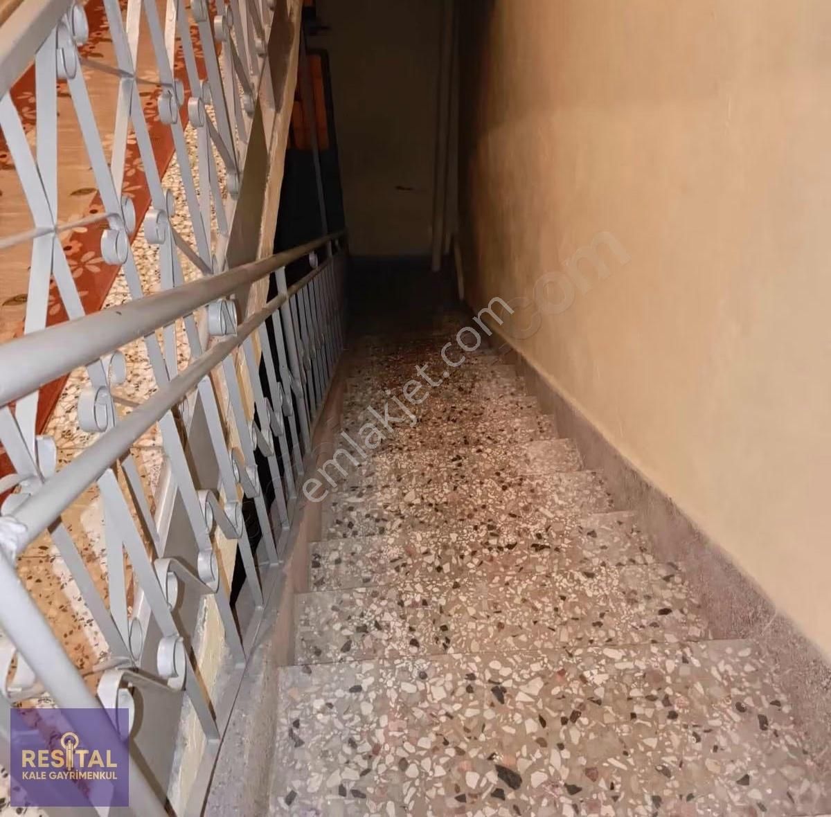 Yeşilova Mh. 2,5 Kat Müstakil Bina - Görsel 15