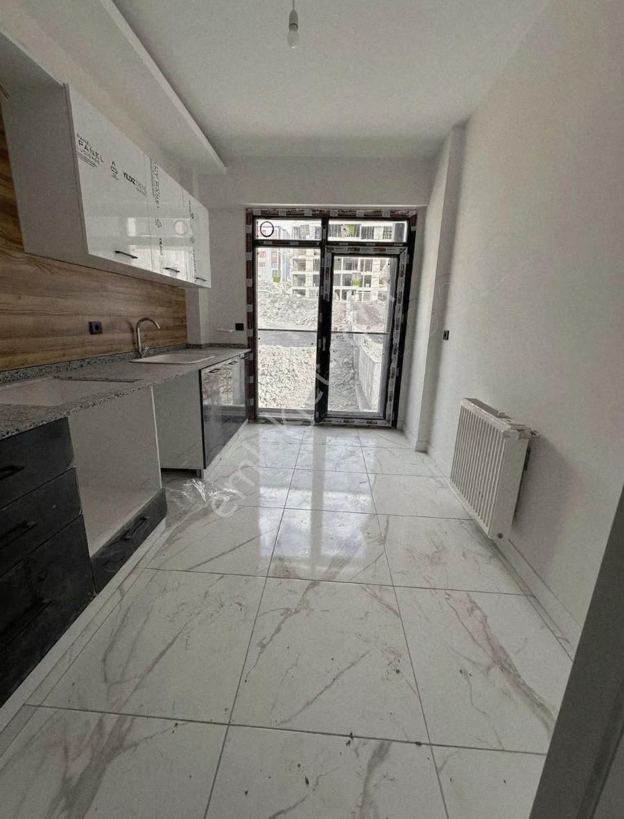 Çift Banyolu Yatay Mimari Satılık 2.5+1 Daire