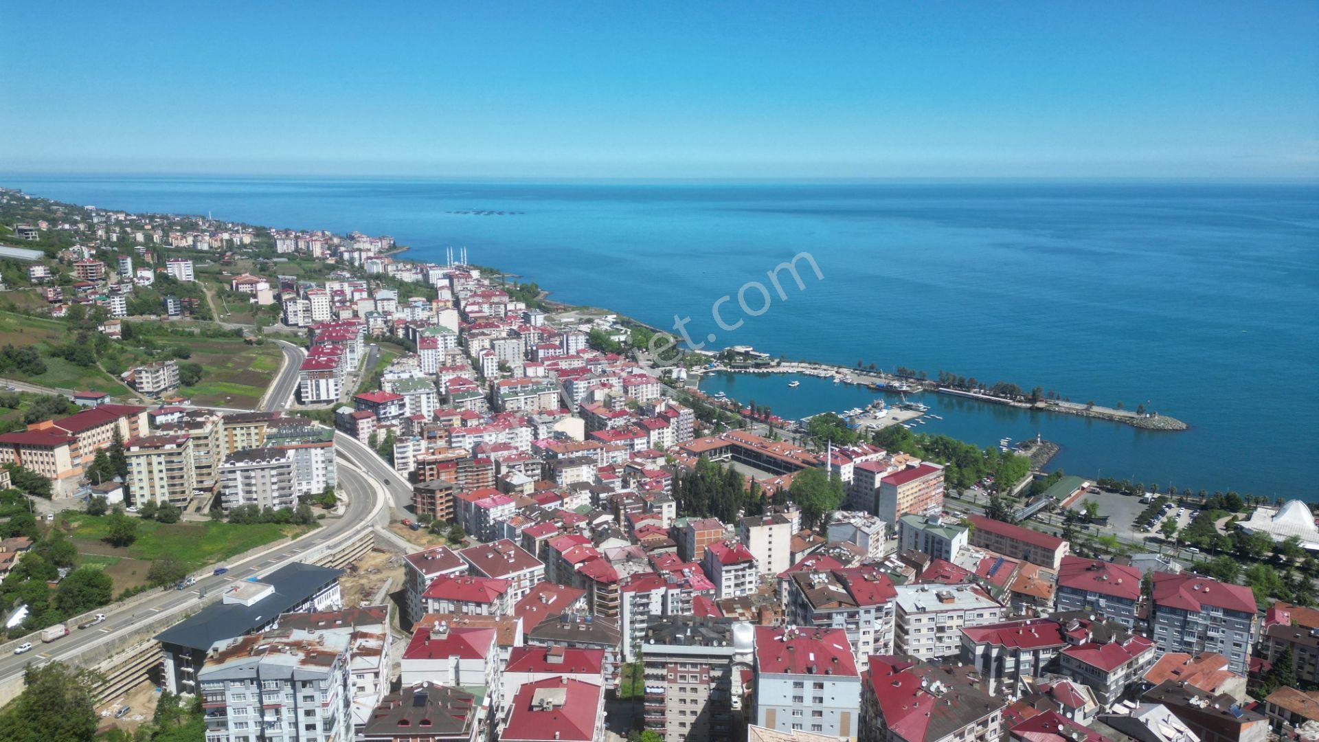 Abdi Bostan Gayrimenkul'den Trabzon Akçaabat Orta Mahalle'de Satılık Arsa