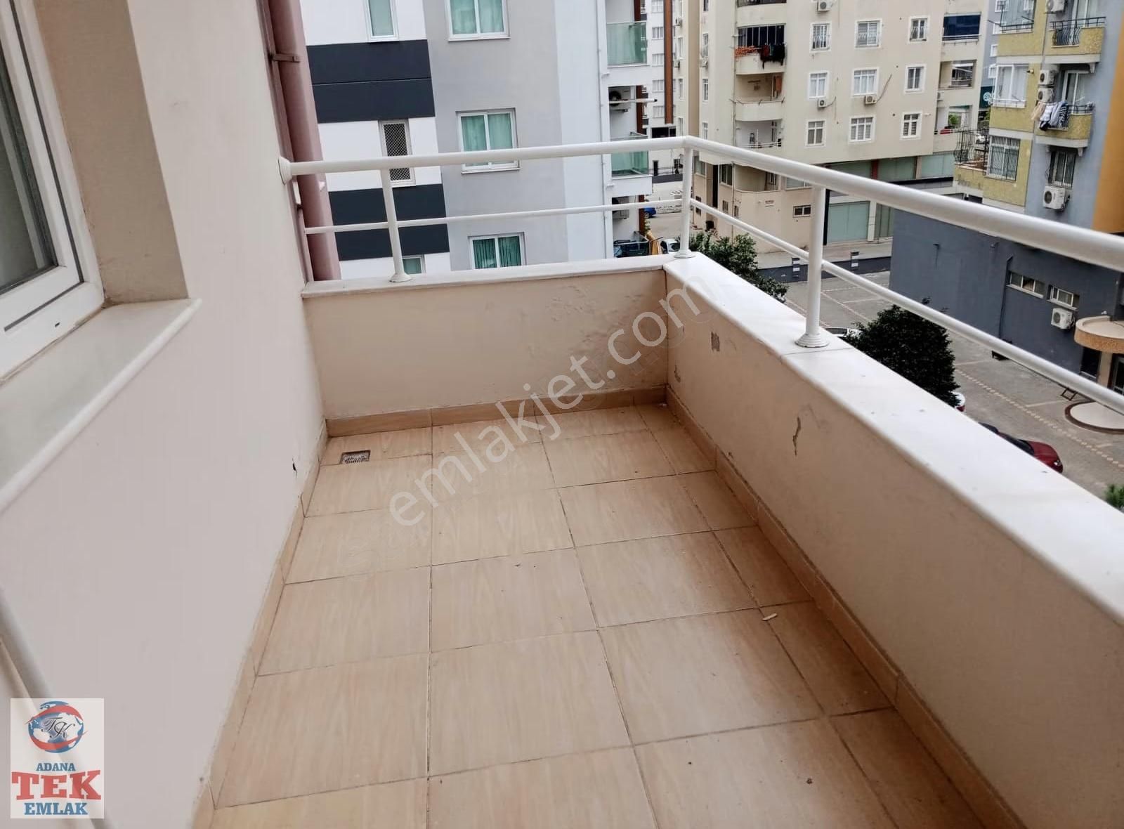 Yurt Mah.hayal Park Yakını Çok Geniş 4+1 Satılık Daire - Görsel 8