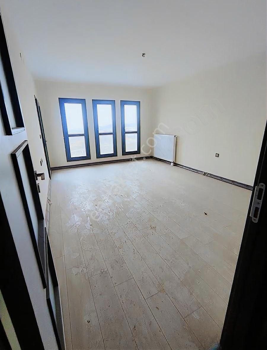 Akziyaret Emlak Tan Kiralık 3+1 Aşık Toki Konutları - Görsel 17