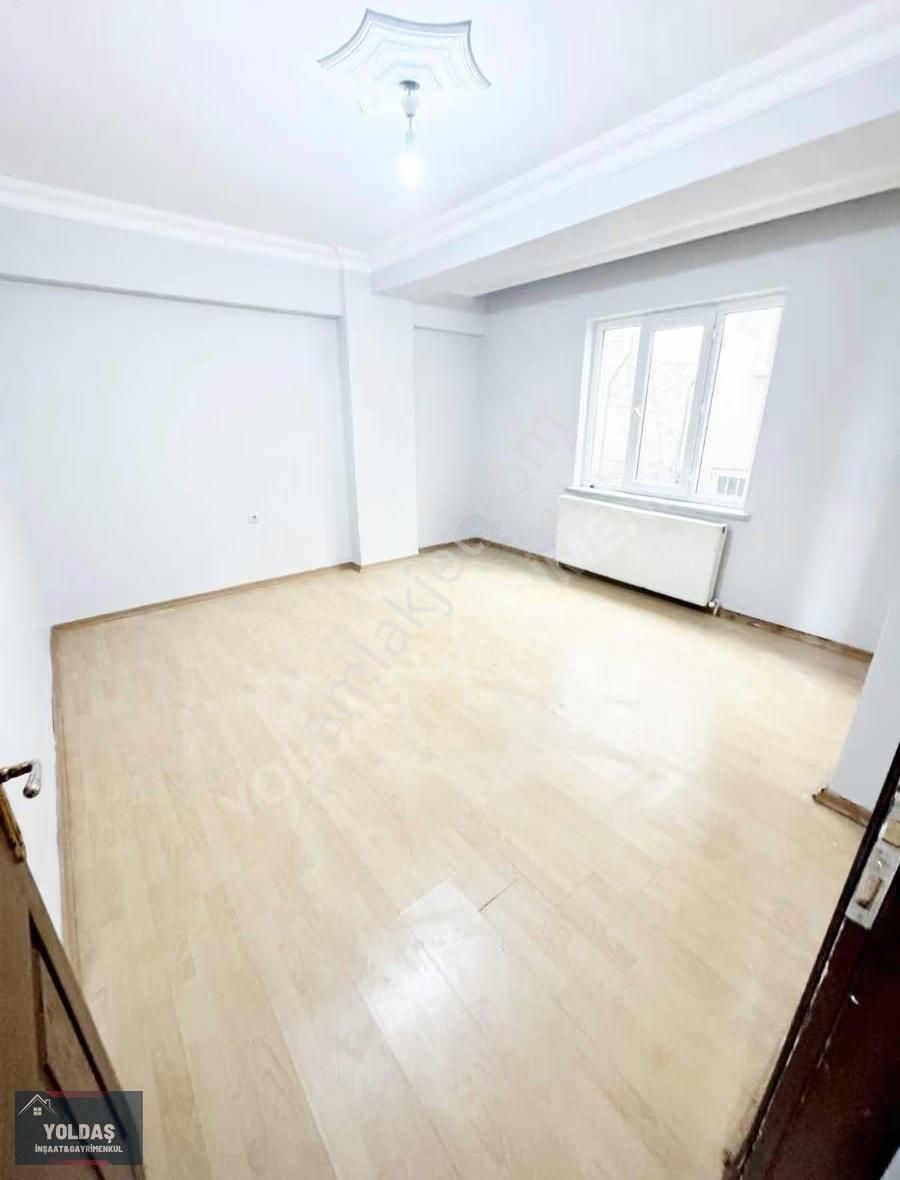 Yoldaş İnş Kiralık 2+1 100 M2 1.kat Daire - Görsel 4
