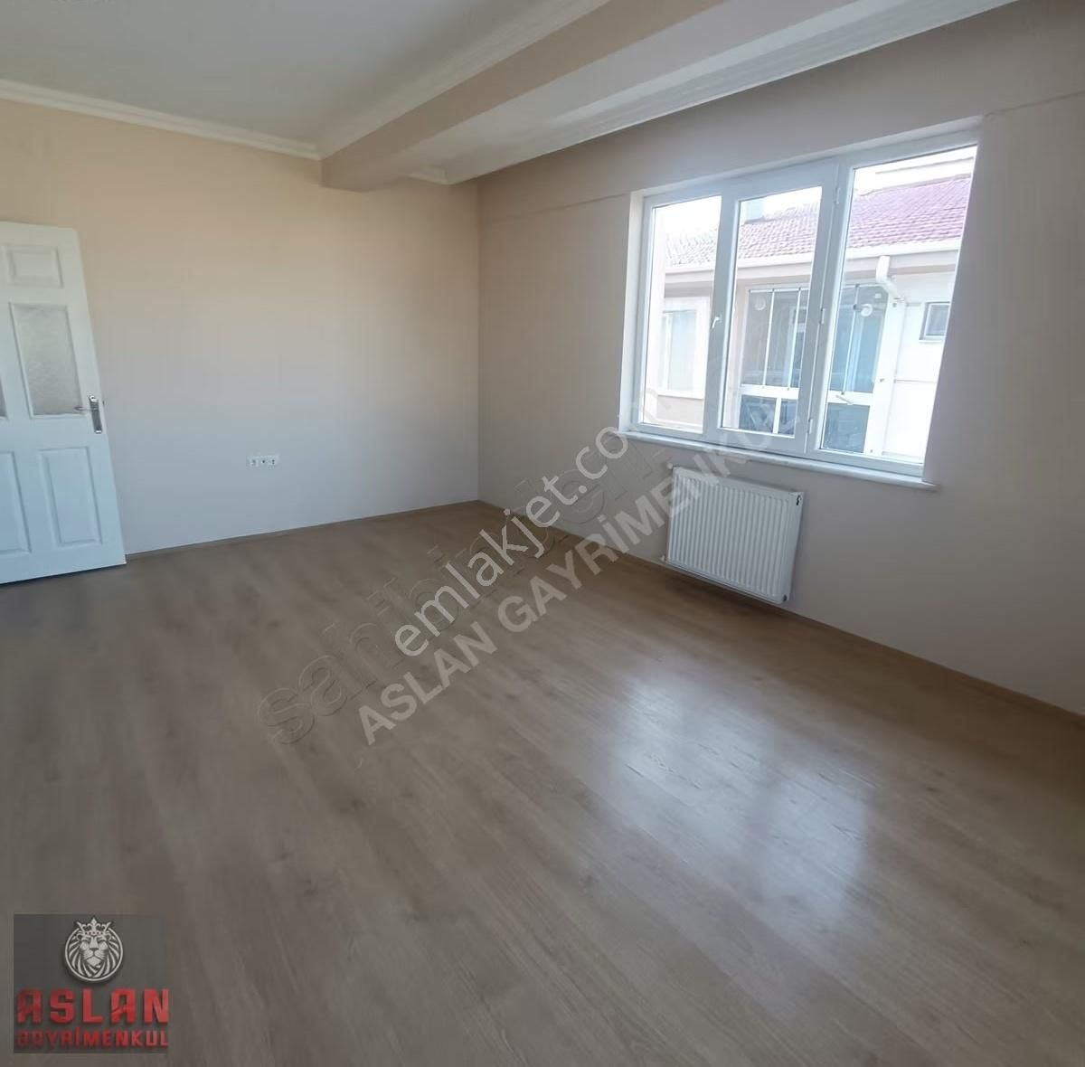 Aslan Emlak Tan Çamlıcanın Engüzel Yerinde Kiralık 2+1 Daire - Görsel 6