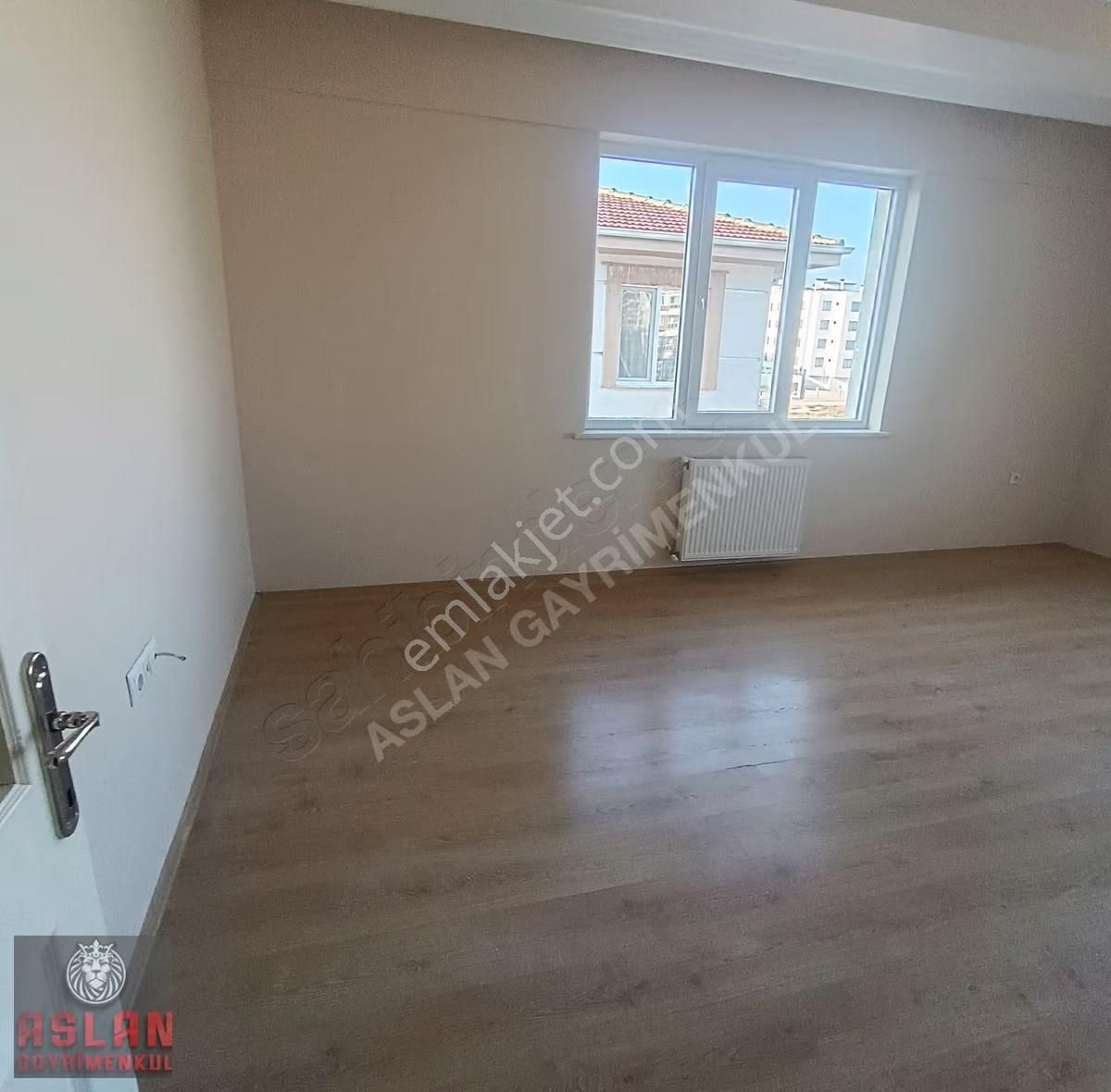 Aslan Emlak Tan Çamlıcanın Engüzel Yerinde Kiralık 2+1 Daire - Görsel 11