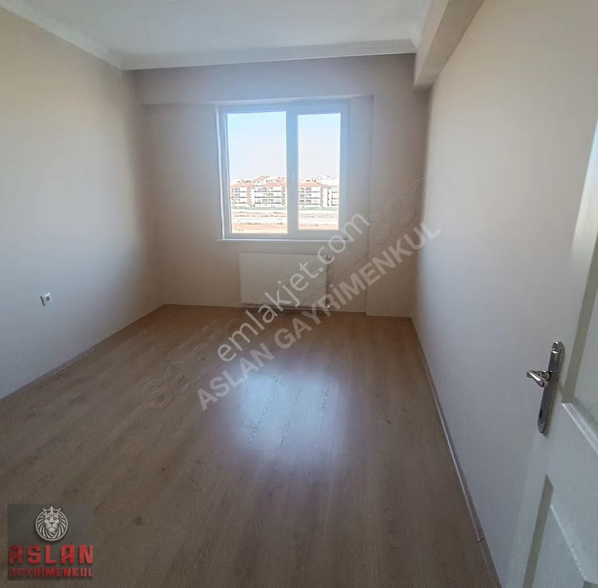 Aslan Emlak Tan Çamlıcanın Engüzel Yerinde Kiralık 2+1 Daire - Görsel 20