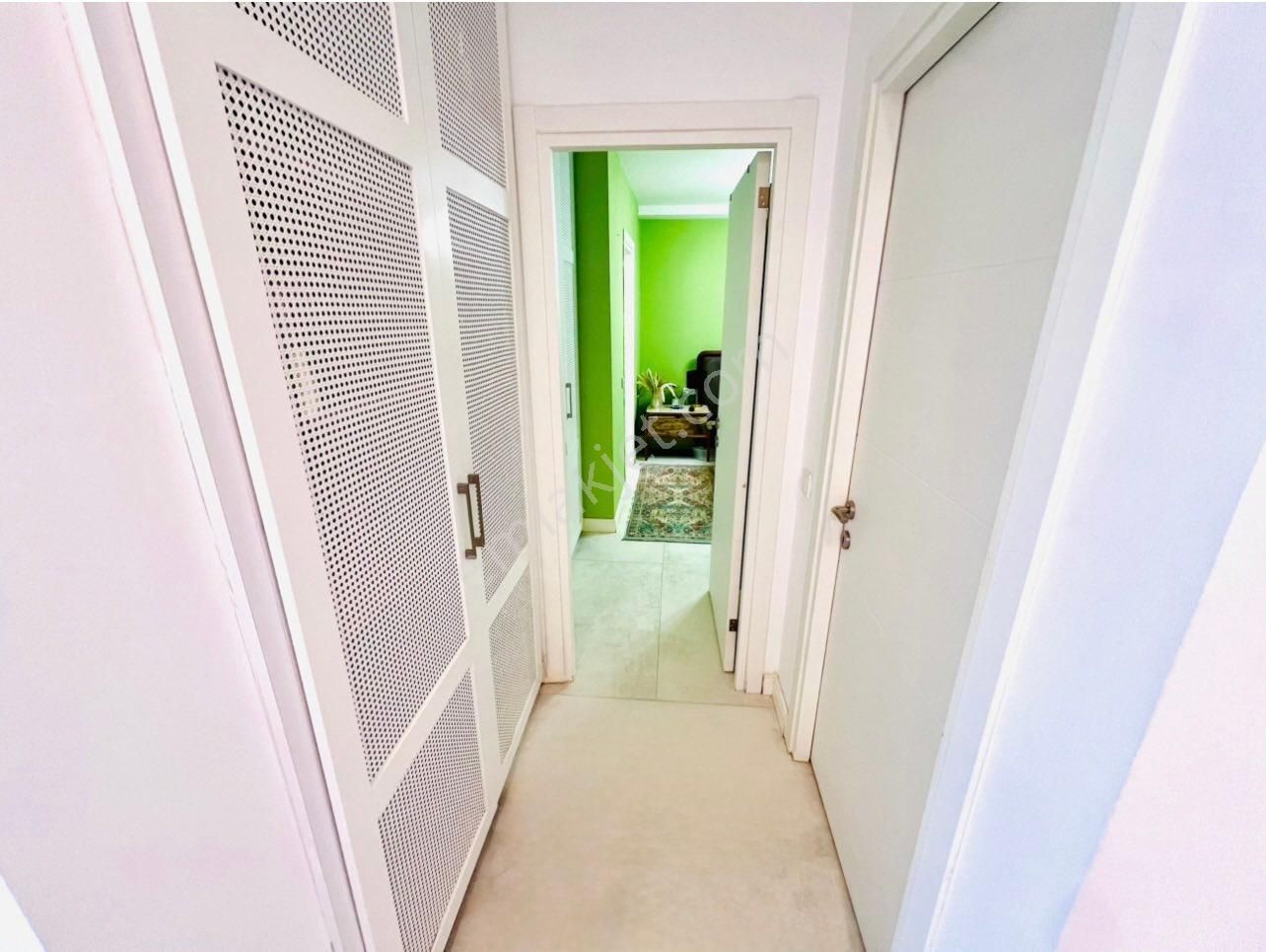 Gümüşlük Koyunbaba’da Havuzlu Sitede Bahçeli Ve Full Eşyalı 3+1 - Görsel 6