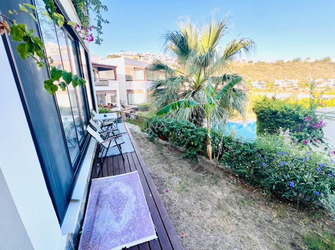 Gümüşlük Koyunbaba’da Havuzlu Sitede Bahçeli Ve Full Eşyalı 3+1 - Görsel 18