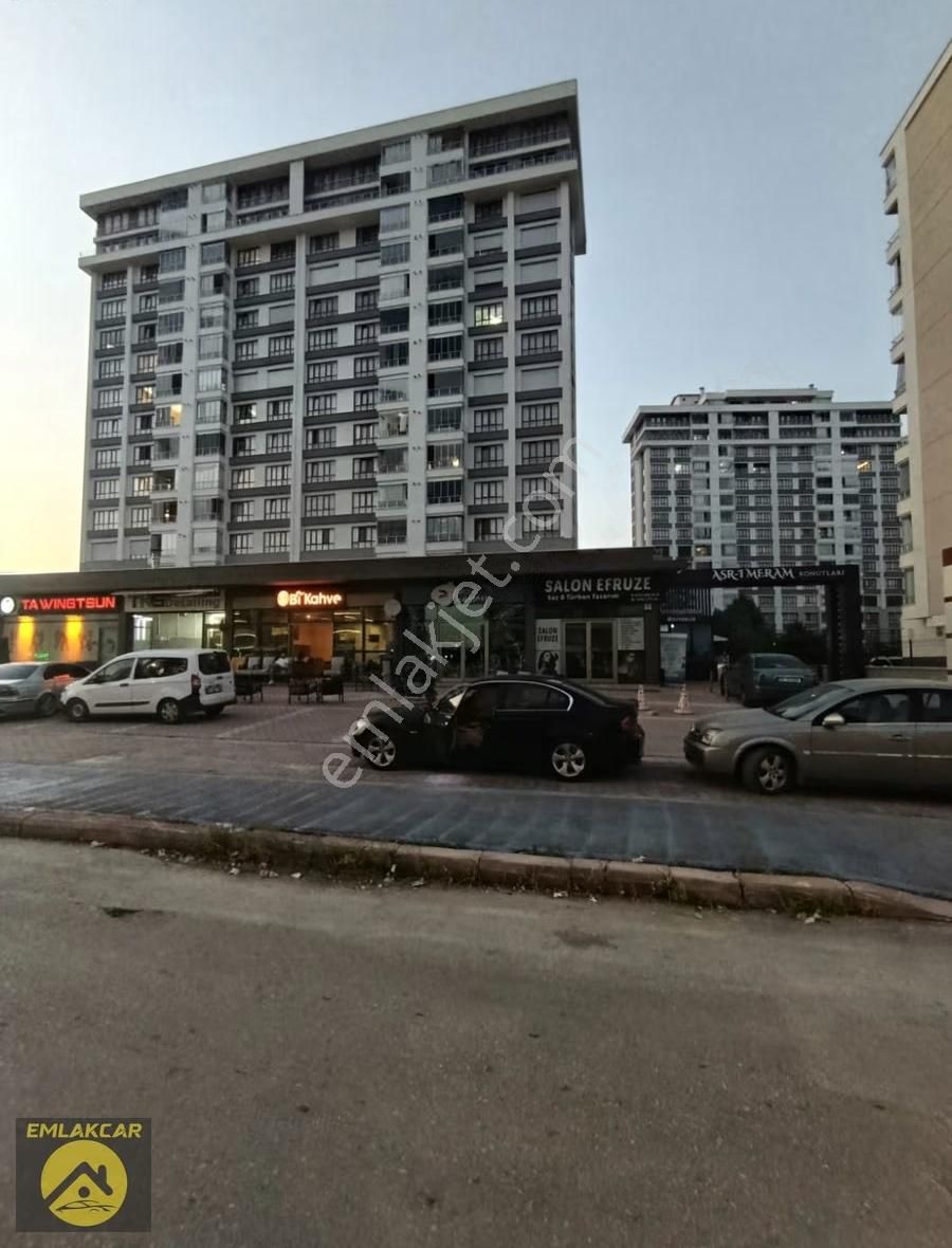 Emlakcar Dan Çeçenistan Caddesinde Satılık Lüks 3+1 Daire - Görsel 4