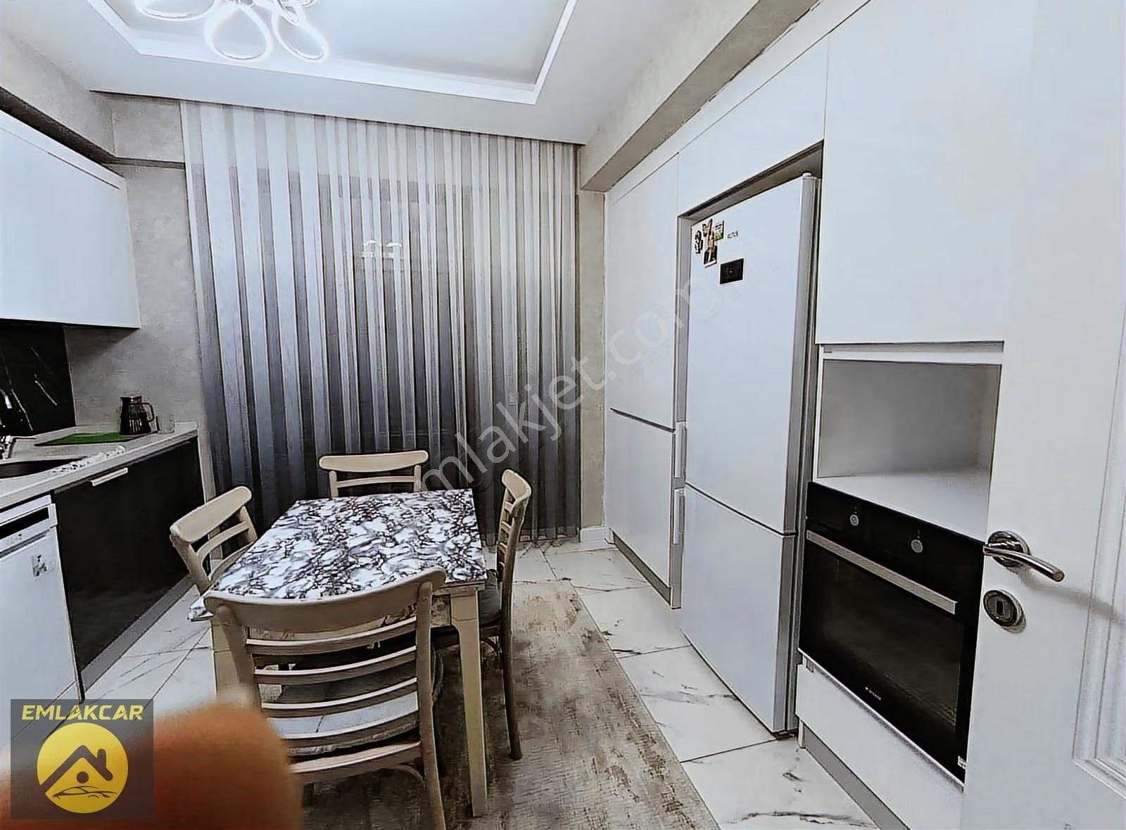 Emlakcar Dan Çeçenistan Caddesinde Satılık Lüks 3+1 Daire - Görsel 19