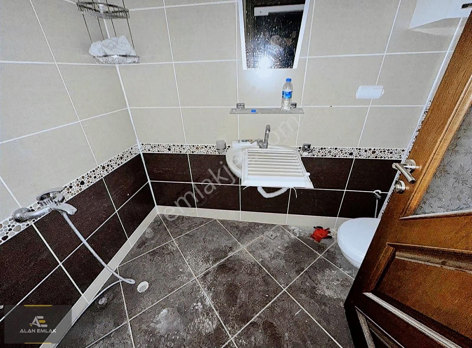 Alan Emlak; Tramv. Cephe, 300m2, Komple Kat, Komple Kapalı Alan - Görsel 7