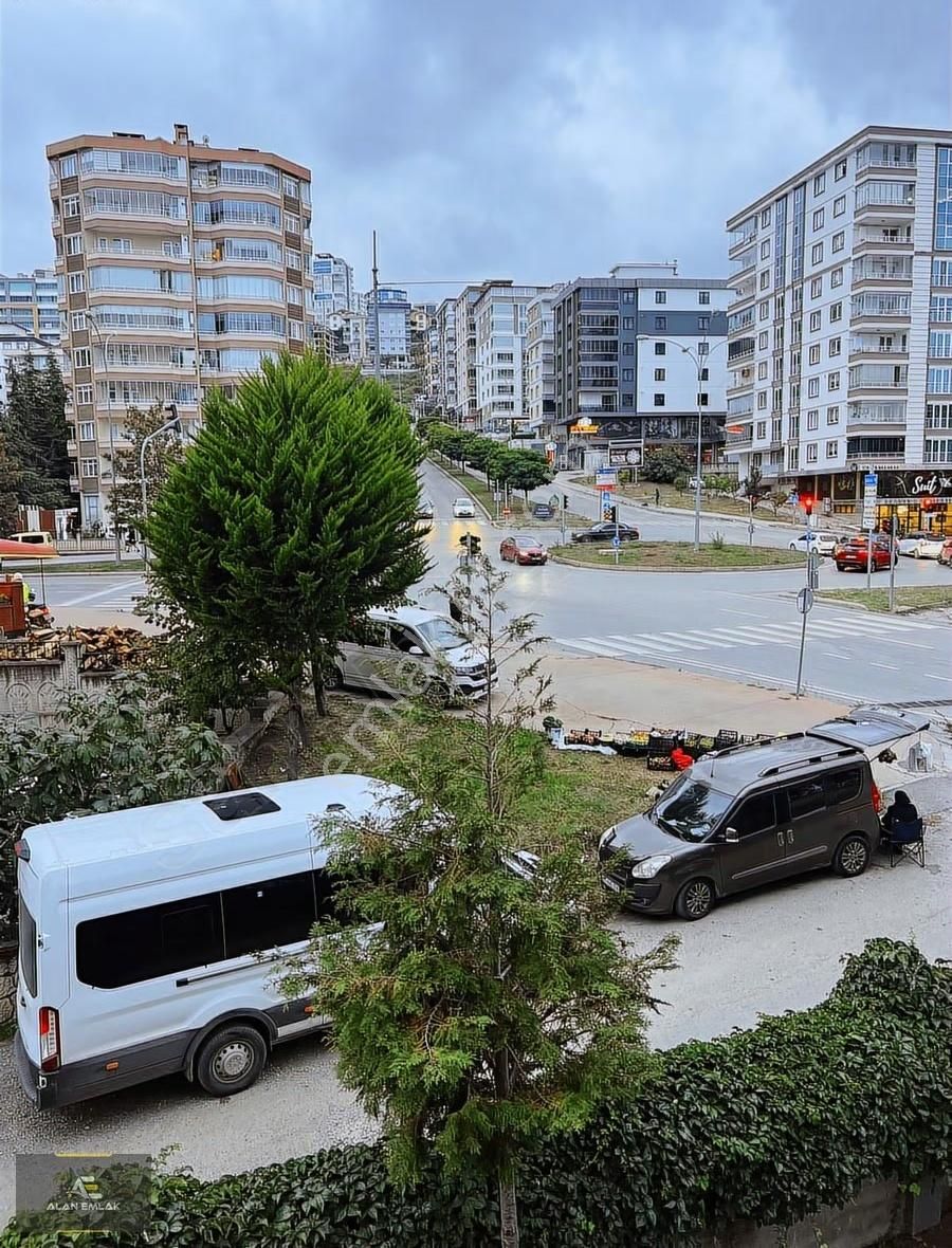 Alan Emlak; Site İçin,yeni Mah. Tramvay Dur. İçi Full Yenilenmiş - Görsel 32