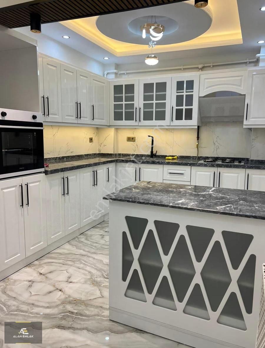 Alan Emlak; Site İçin,yeni Mah. Tramvay Dur. İçi Full Yenilenmiş - Görsel 29