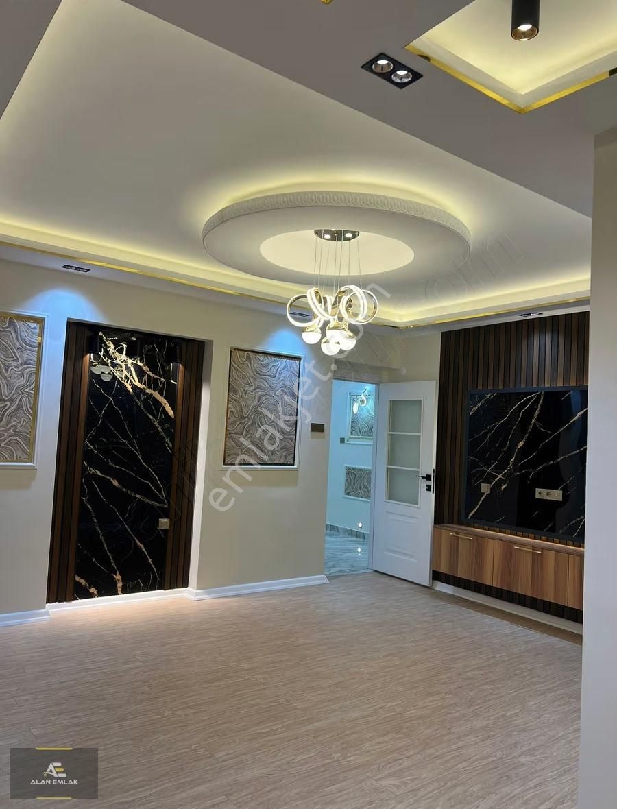 Alan Emlak; Site İçin,yeni Mah. Tramvay Dur. İçi Full Yenilenmiş - Görsel 31