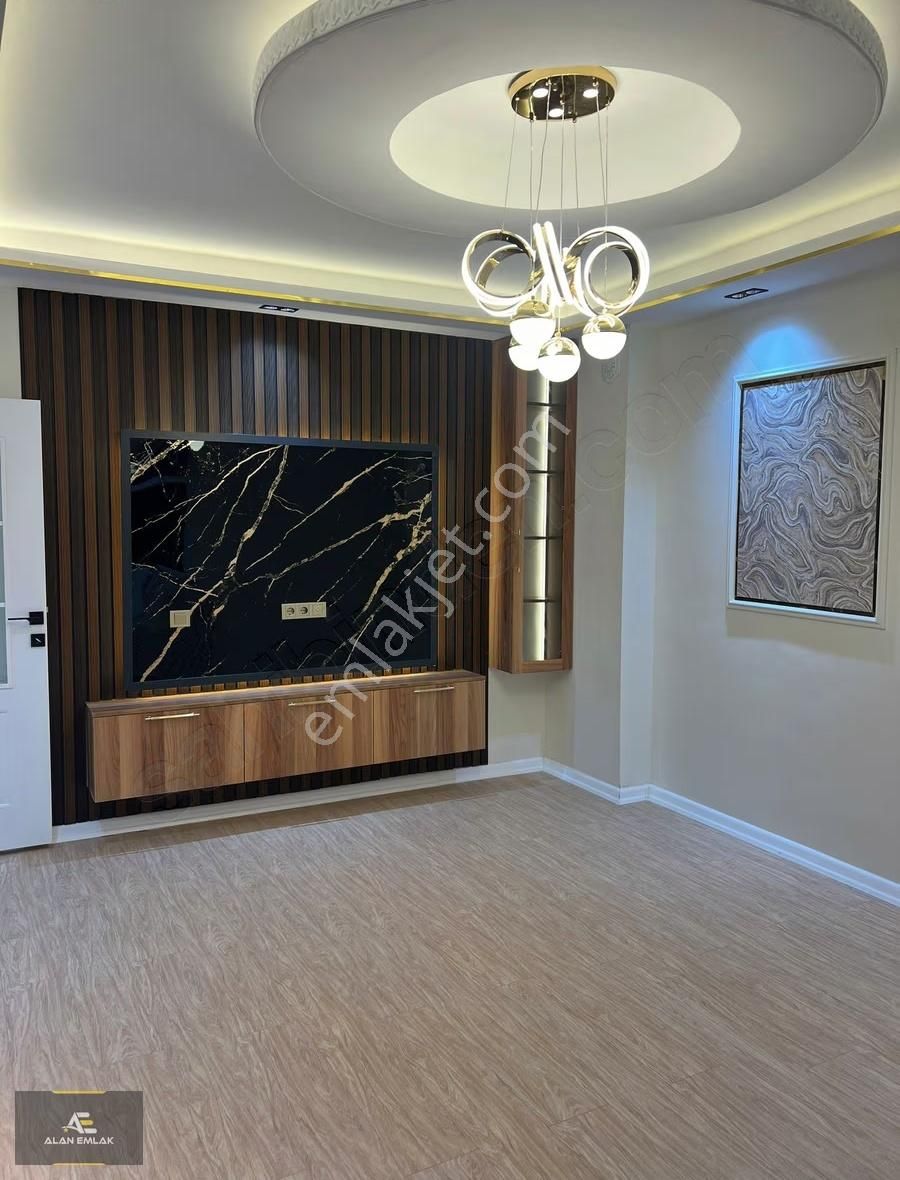 Alan Emlak; Site İçin,yeni Mah. Tramvay Dur. İçi Full Yenilenmiş - Görsel 17