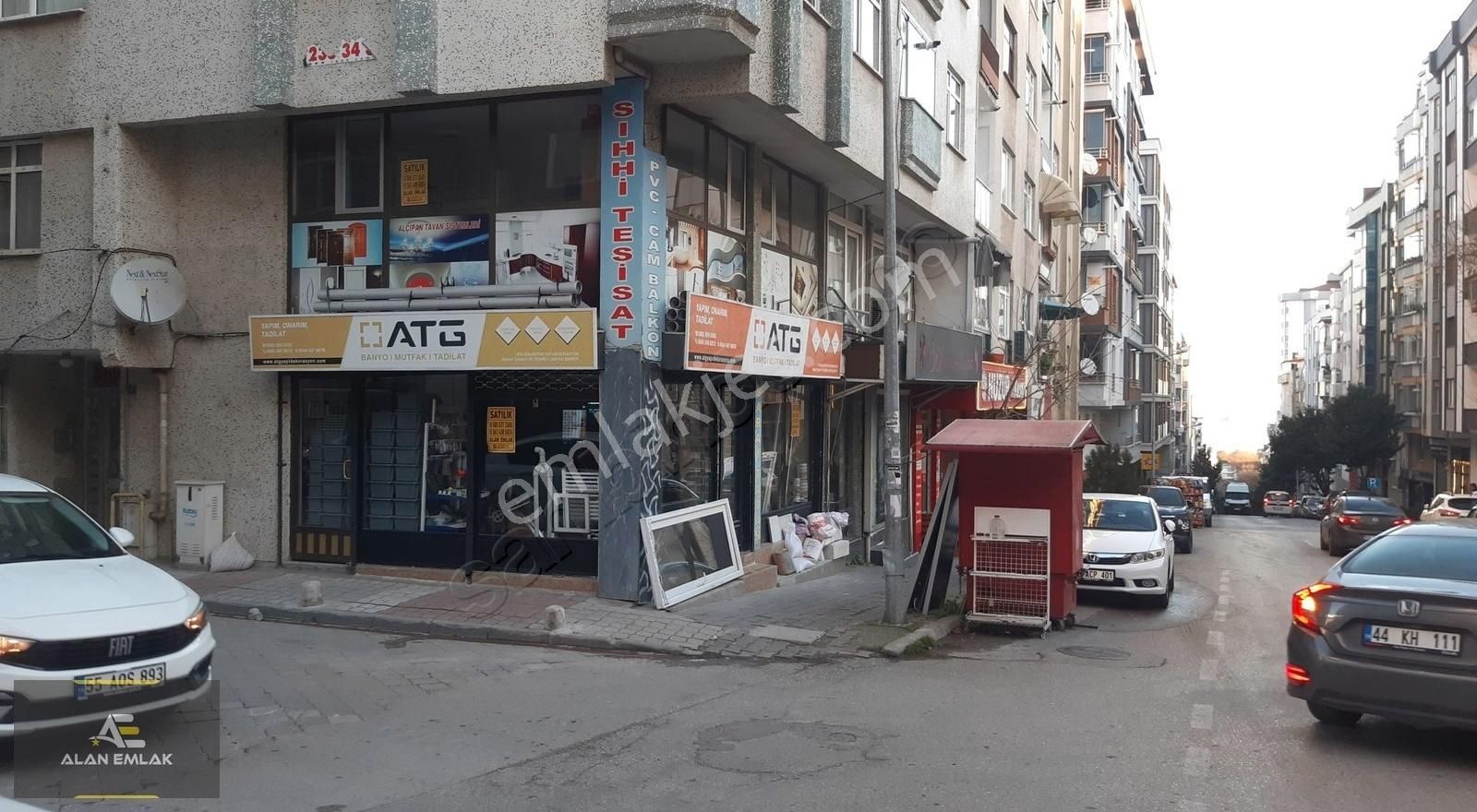 Alan Emlak;bahçelievler Mah,köşe Dükkan,100.yıl Bulv. 50 Metre