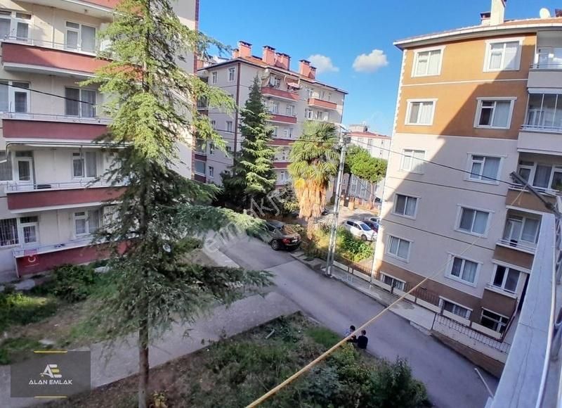 Alan Emlak'tan İlkadım Öğretmen Bloklarında 3+1 Fırsat Daire - Görsel 13