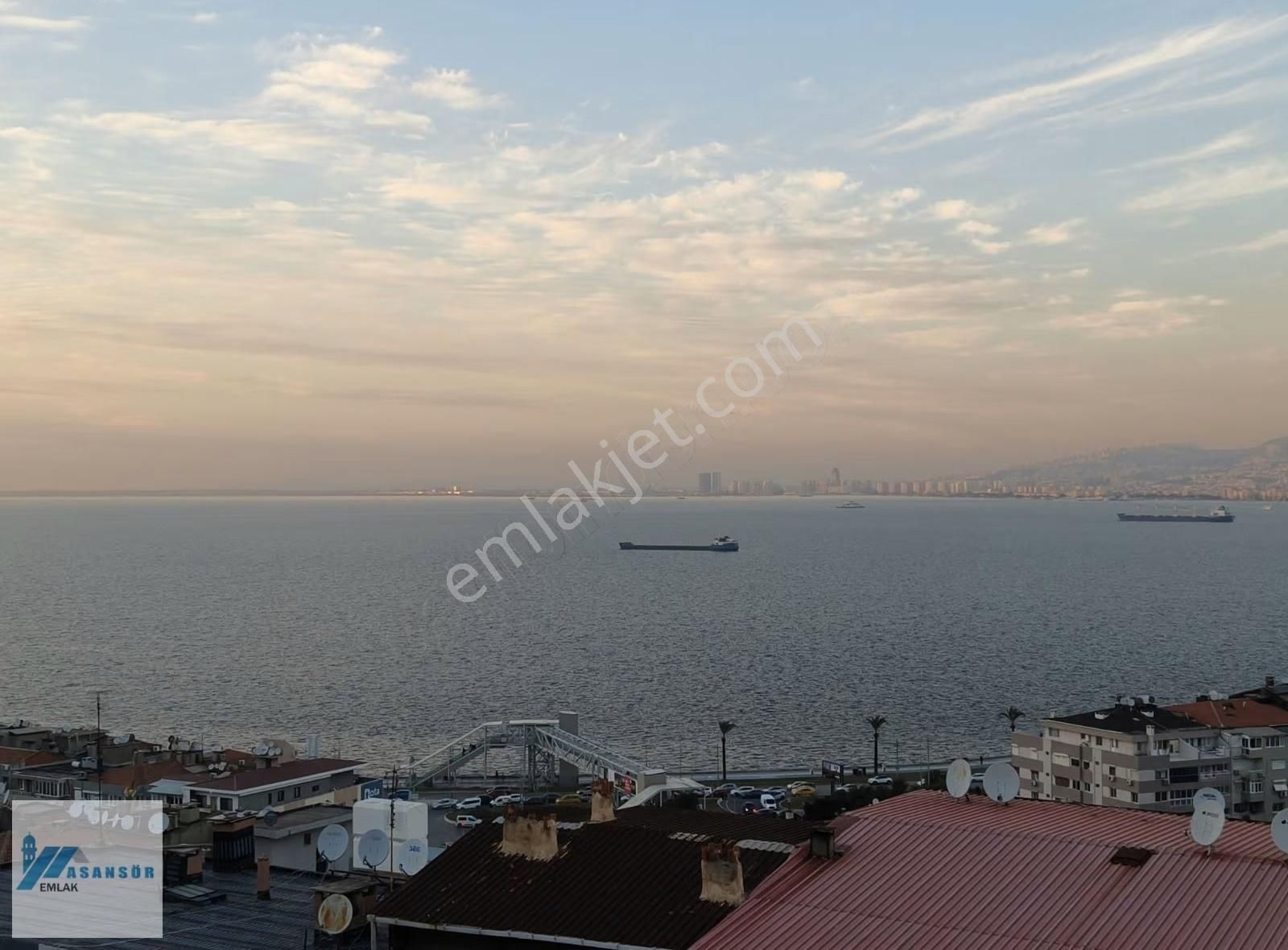 Asansör Emlaktan Satılık 2+1 Full Deniz Manzaralı Çift Cepheli