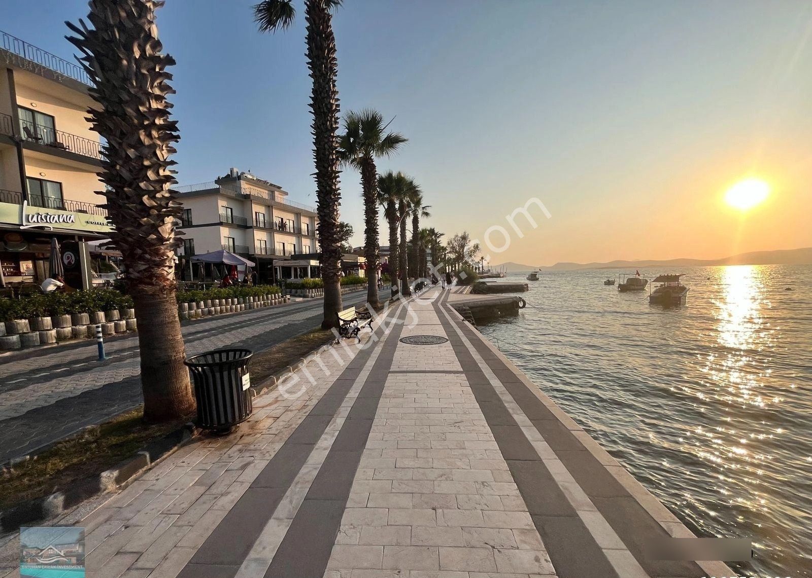 Muğla/milas/güllük'te 2+1 Geniş Ve Ferah Düz Ayak Girişli Satılık Daire