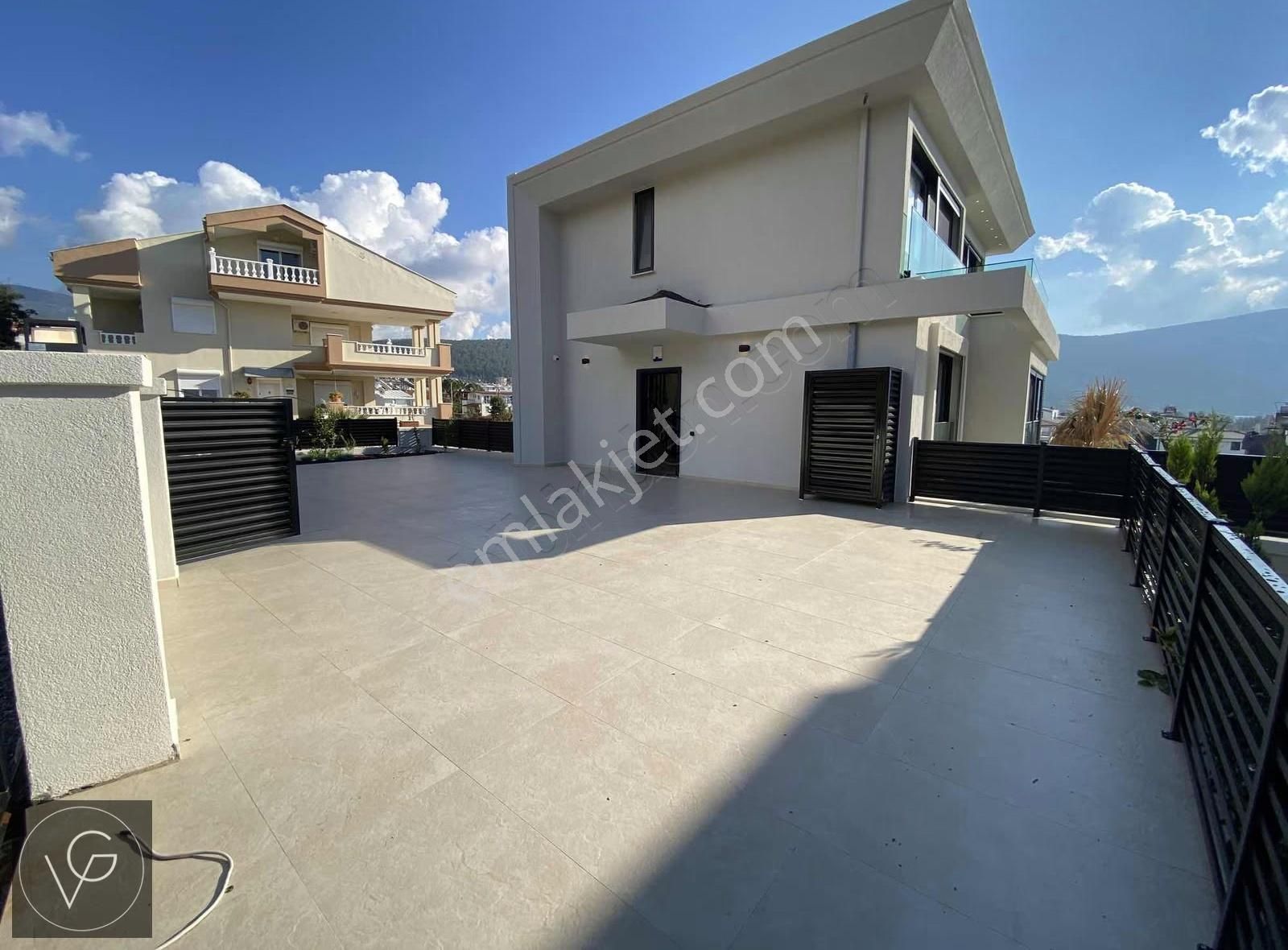 Bölgenin En Lüx Villası Sizlerle - Görsel 25