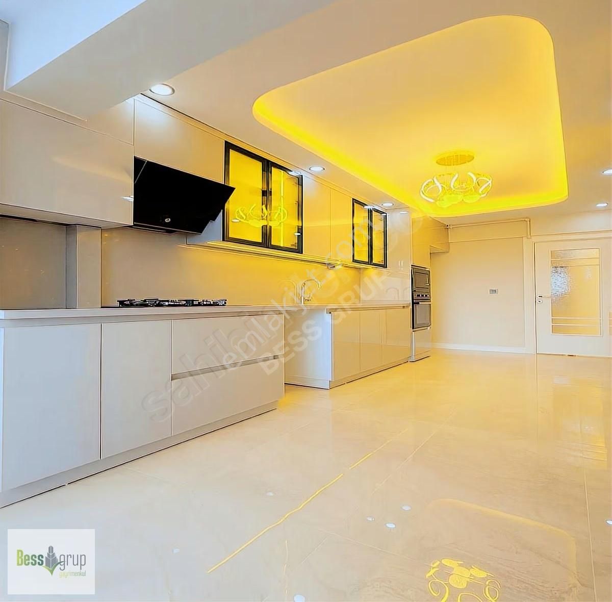 Beylikdüzü Barış Mahallesinde Site İçerisinde 3+1 Satılık Daire - Görsel 2