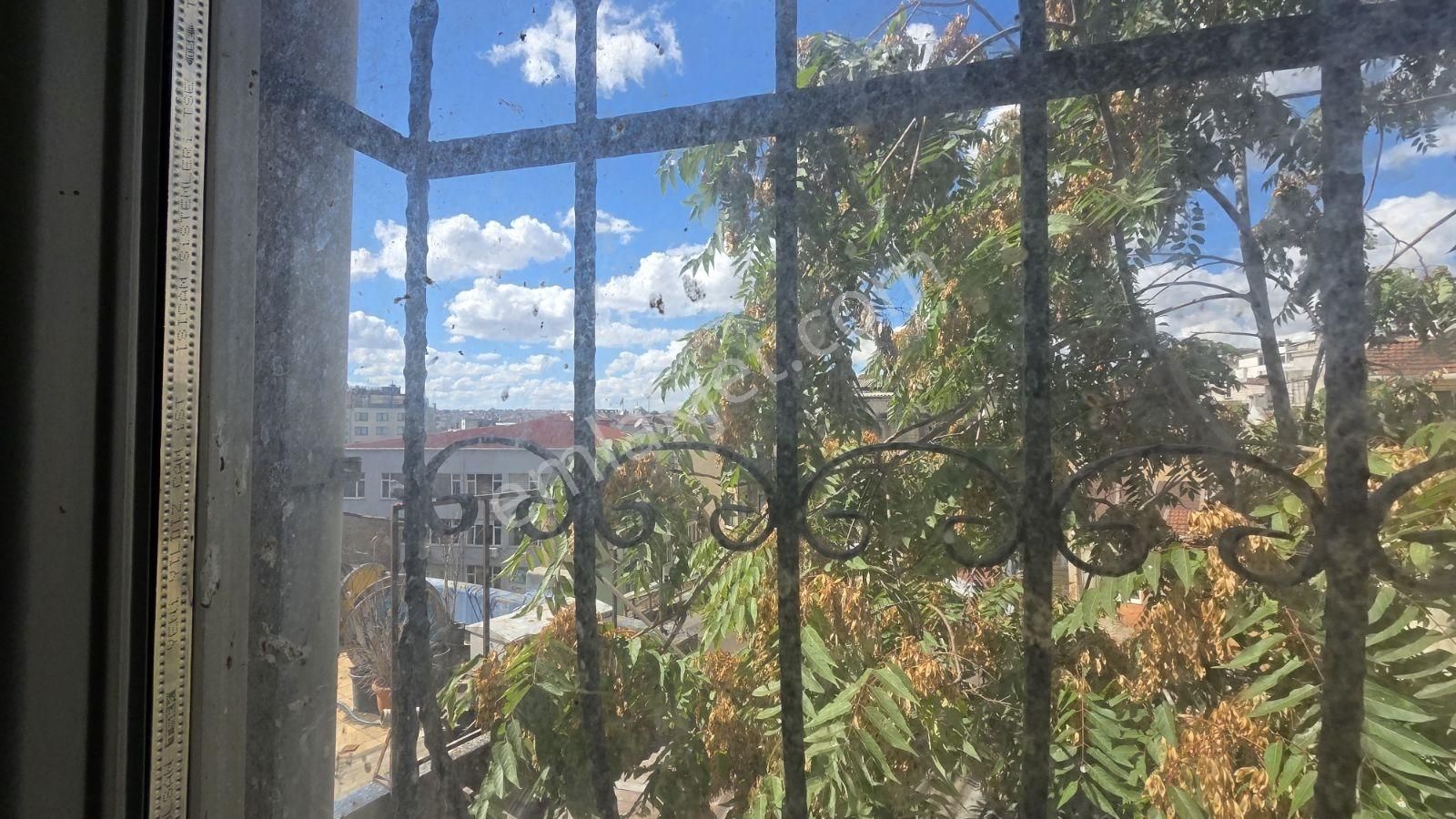 Bankalar Caddesi Prestij İş Merkezi'nde Kiralık 165 M2 Büro Ofis - Görsel 2