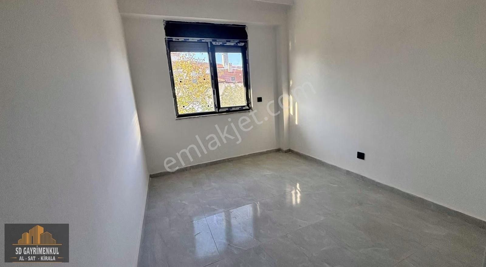 Gömeç Yayada Ebeveyn Banyolu 3+1 Fırsat Daire