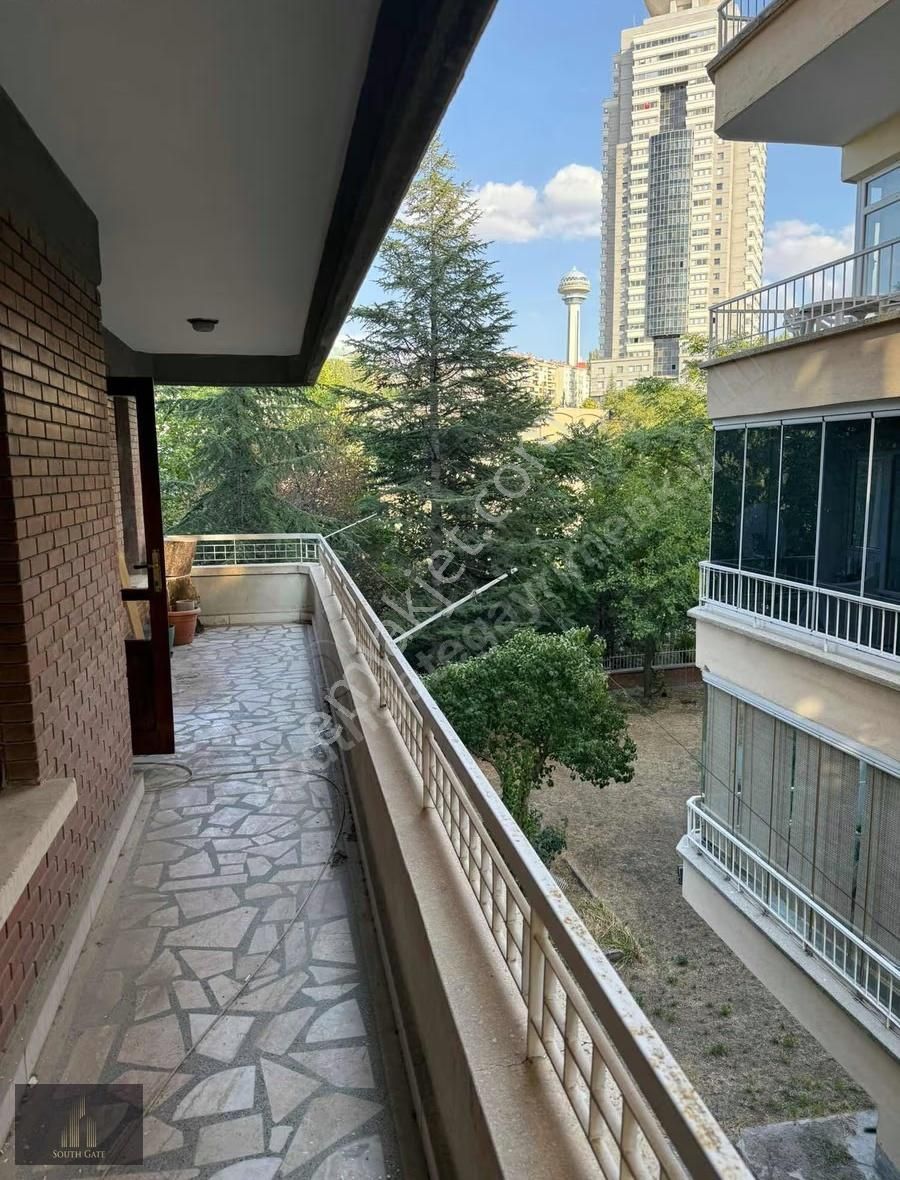 'south Gate'den Hoşdere Refik Belendir Sokak'ta 2+1 Fırsat Daire - Görsel 3