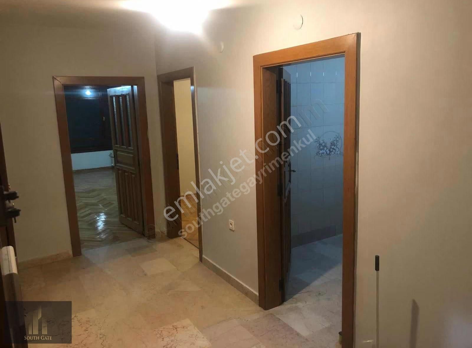 'south Gate'den Hoşdere Refik Belendir Sokak'ta 2+1 Fırsat Daire - Görsel 12