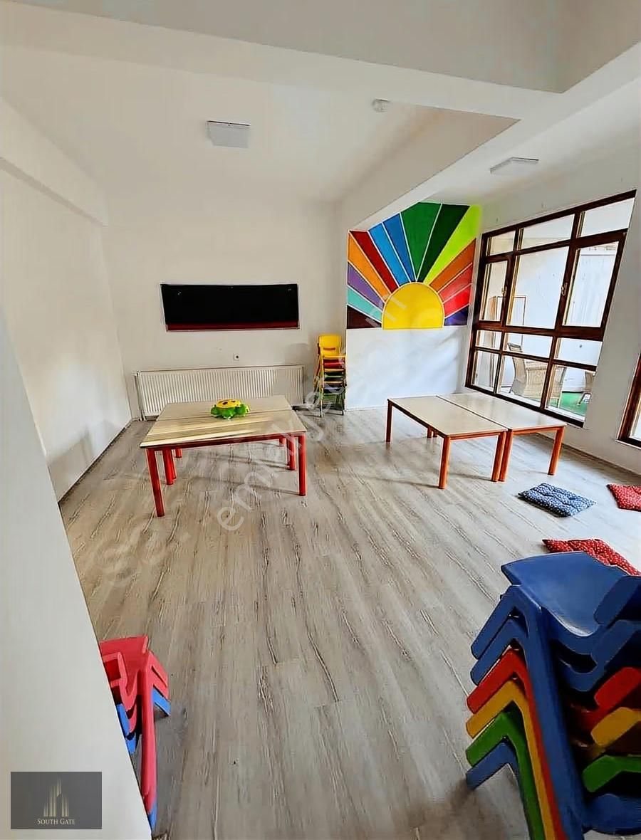 'south Gate'den Sancak Mah. Turan Güneş Blv. Yakın Fırsat Dükkan