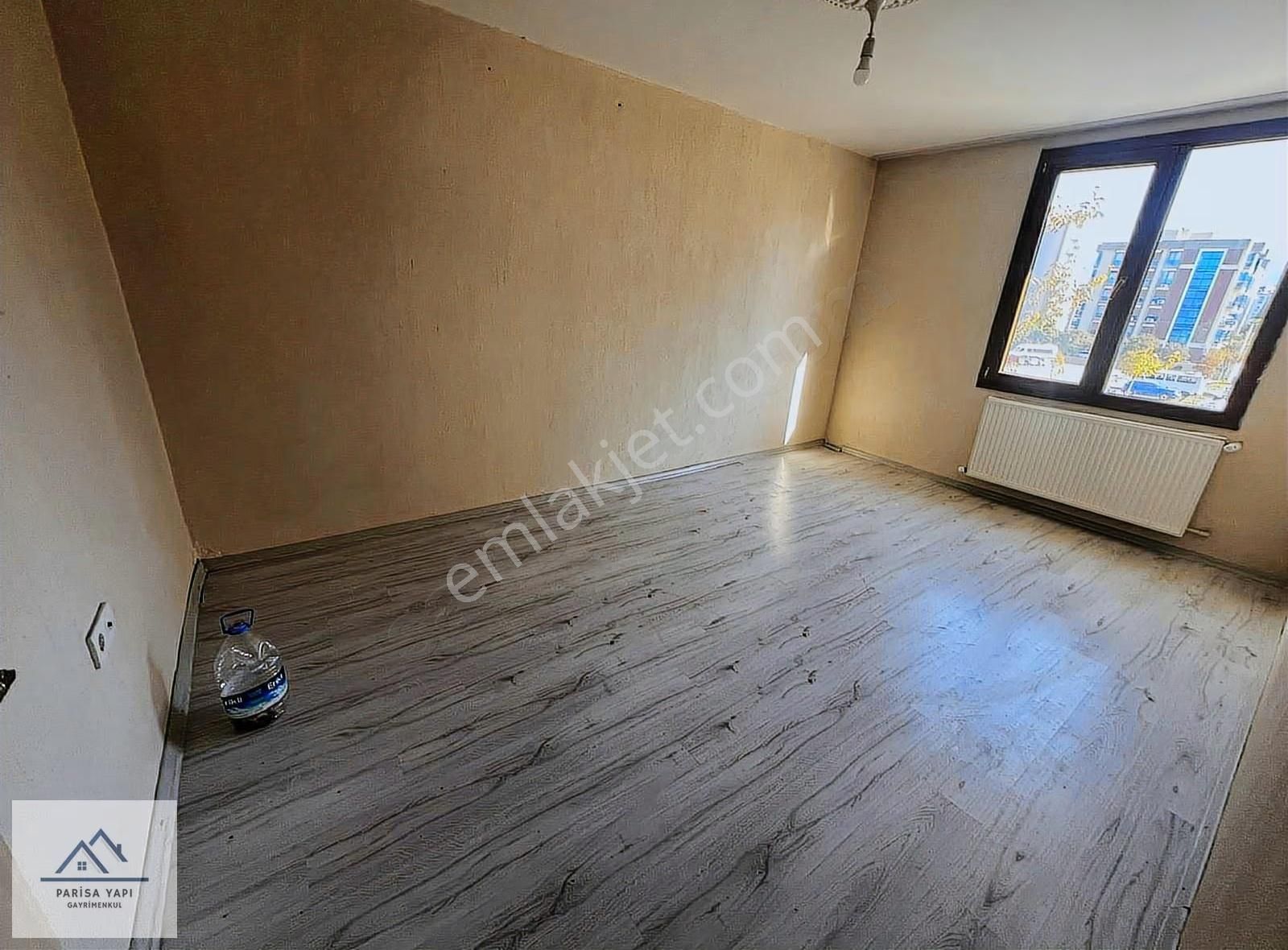 Parisadan Batı Çıkışına Yakın İçi Yapılı Geniş 2+1 Kiralık Daire - Görsel 3