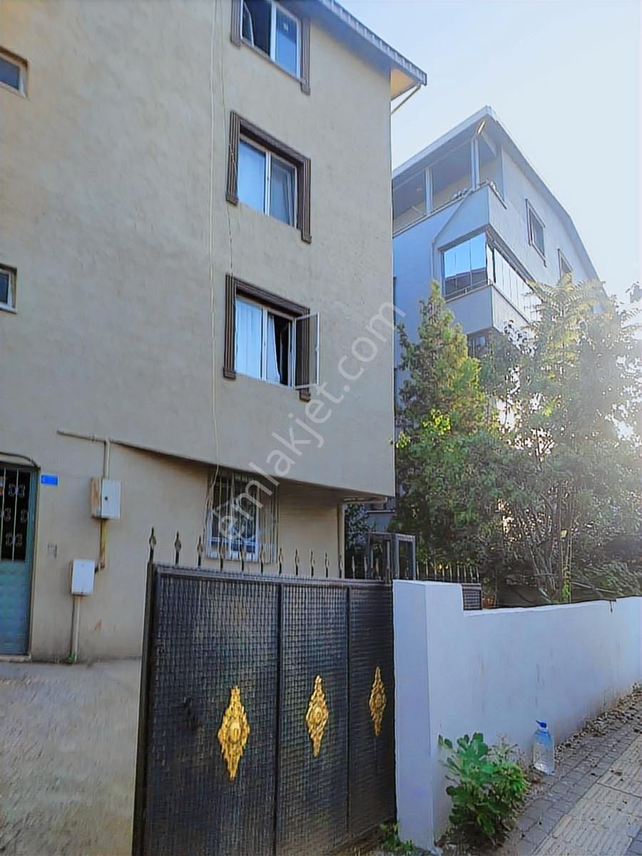 Bursa Gürsu İstiklal Komple Satılık 4 Katlı Bahçeli Bina - Görsel 5