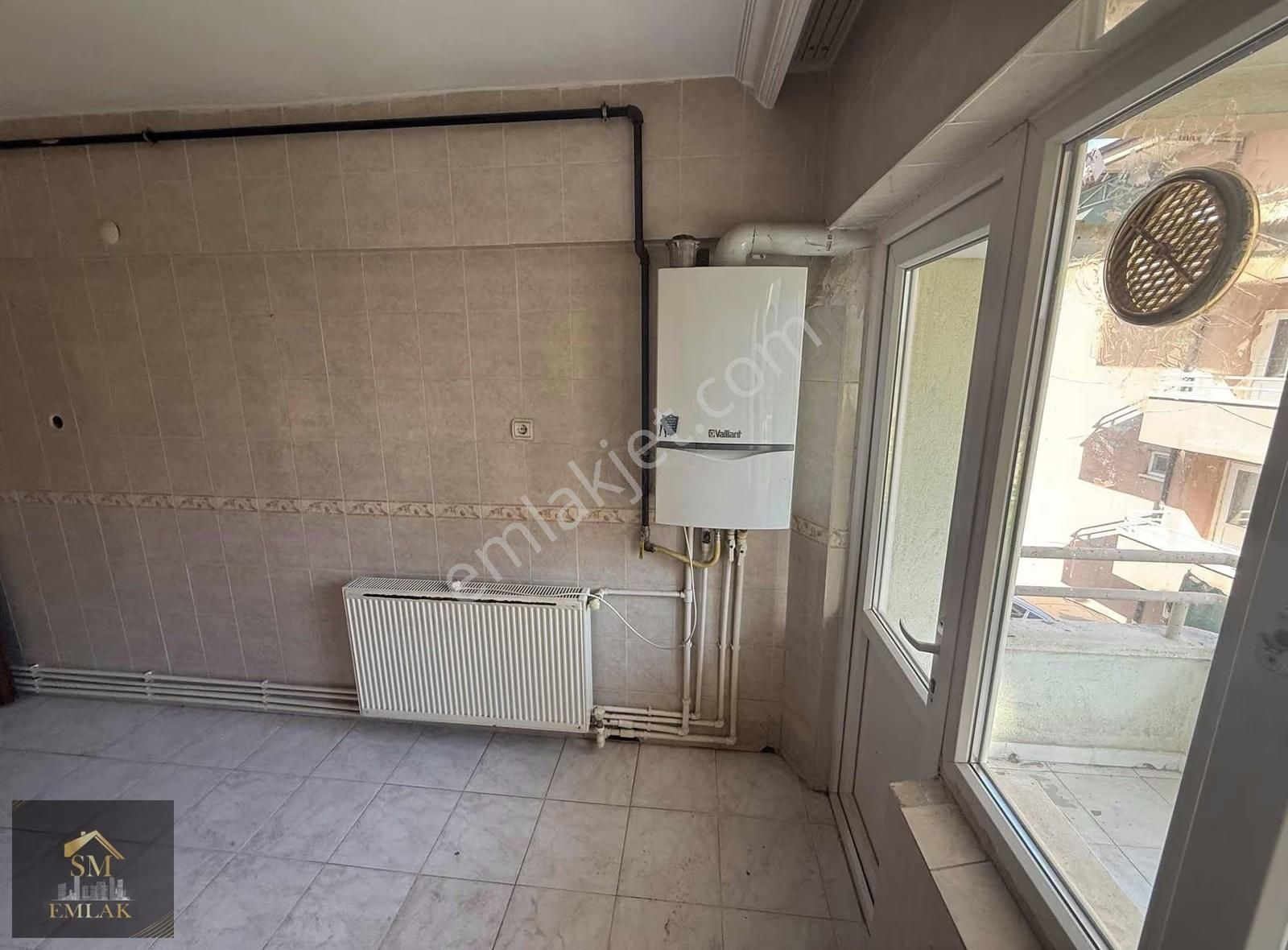 Sm Emlaktan | Uygun Fiyatlı Kiralık Bağlıca'da 3+1 Daire - Görsel 18