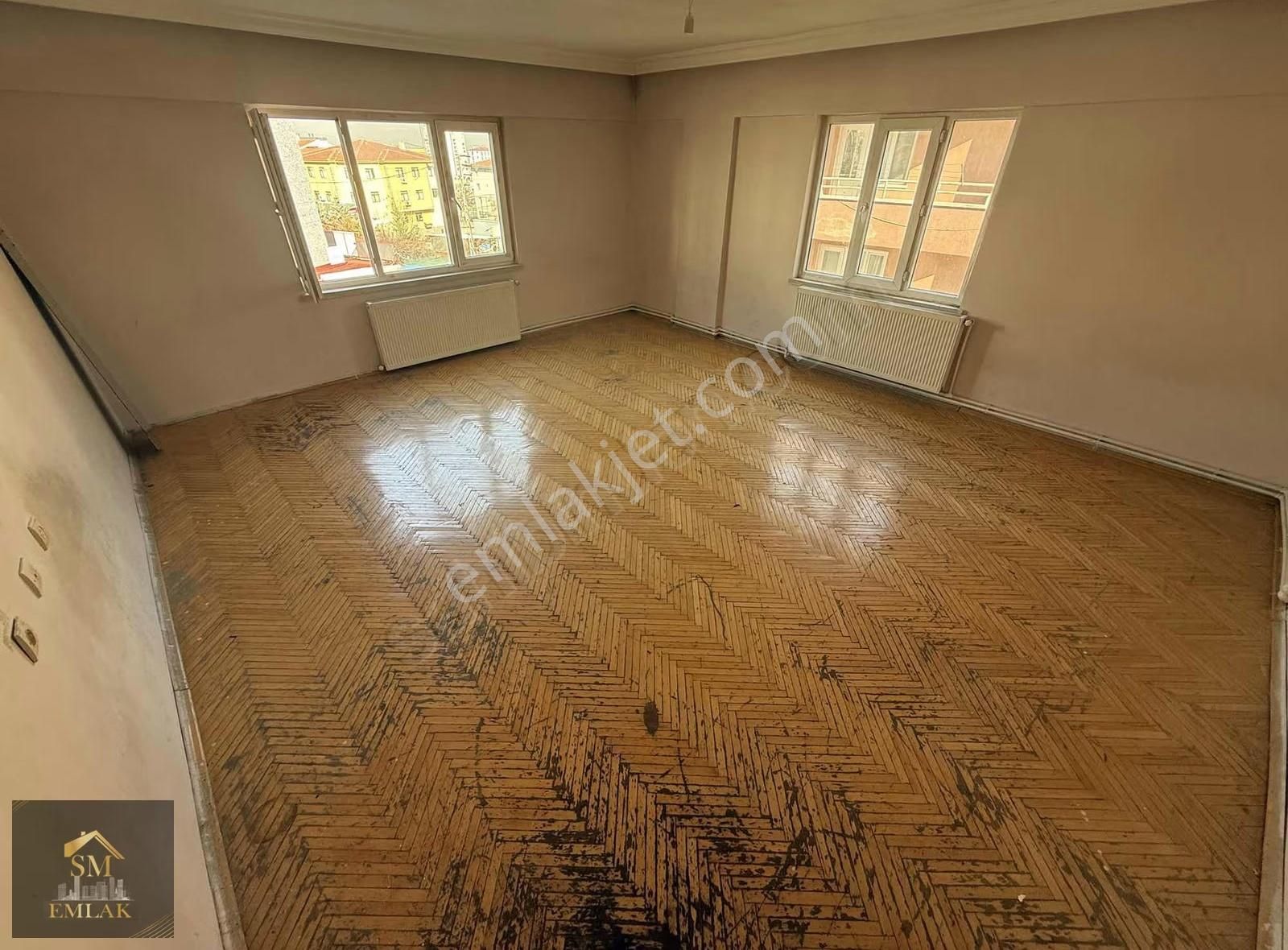 Sm Emlaktan | Uygun Fiyatlı Kiralık Bağlıca'da 3+1 Daire - Görsel 5