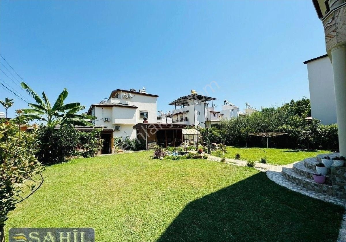 Kuşadası Davutlar Satılık 522 Arsa İçinde Müstakil 4+1 Eşyalı Tripleks Villa - Görsel 24