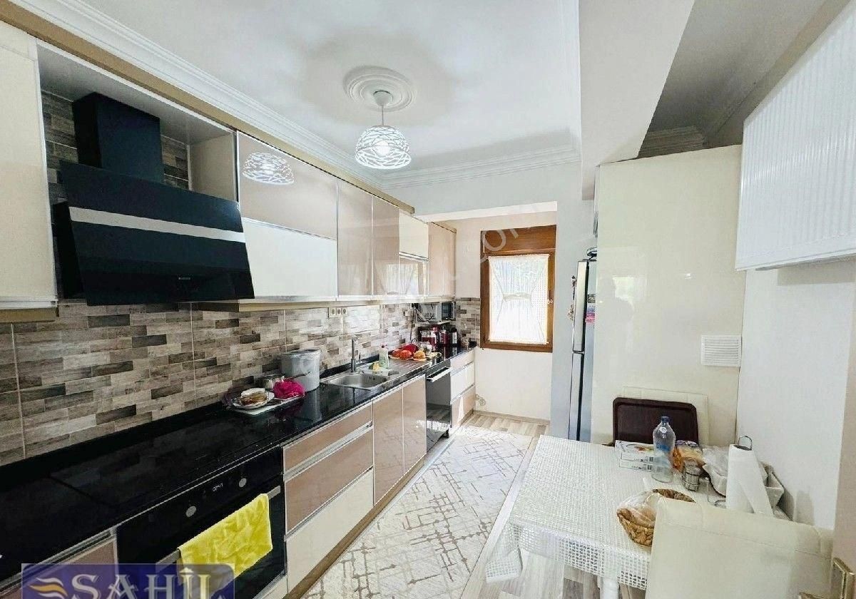 Kuşadası Davutlar Satılık 522 Arsa İçinde Müstakil 4+1 Eşyalı Tripleks Villa - Görsel 7