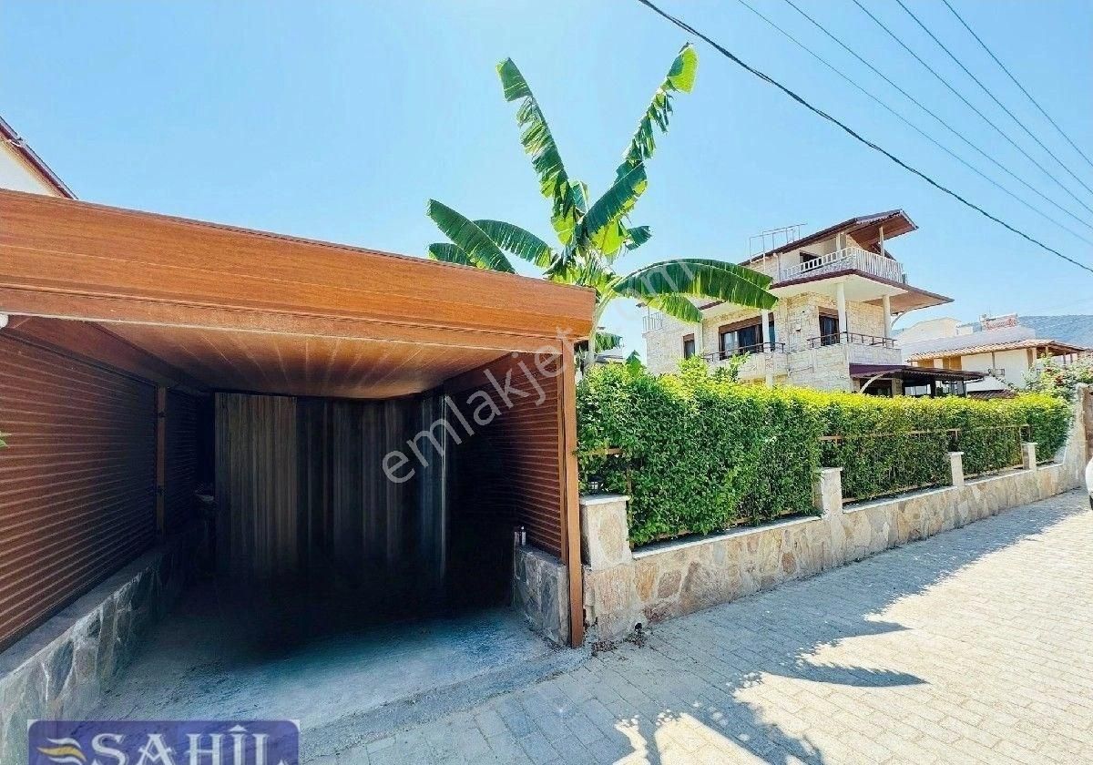 Kuşadası Davutlar Satılık 522 Arsa İçinde Müstakil 4+1 Eşyalı Tripleks Villa - Görsel 25