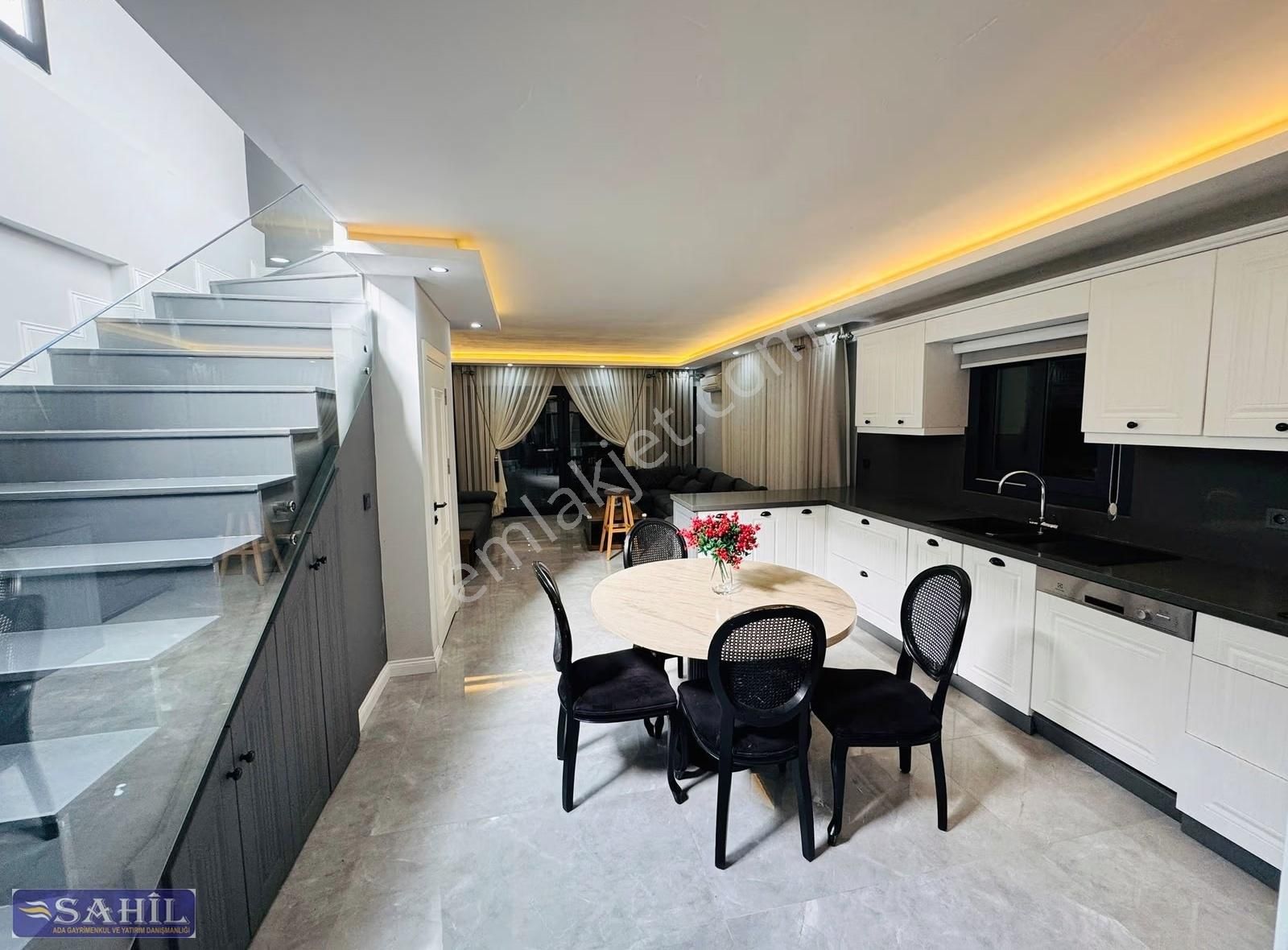 Kuşadası Davutlar Satılık Özel Havuzlu Eşyalı 3+1 Müstakil Villa - Görsel 20