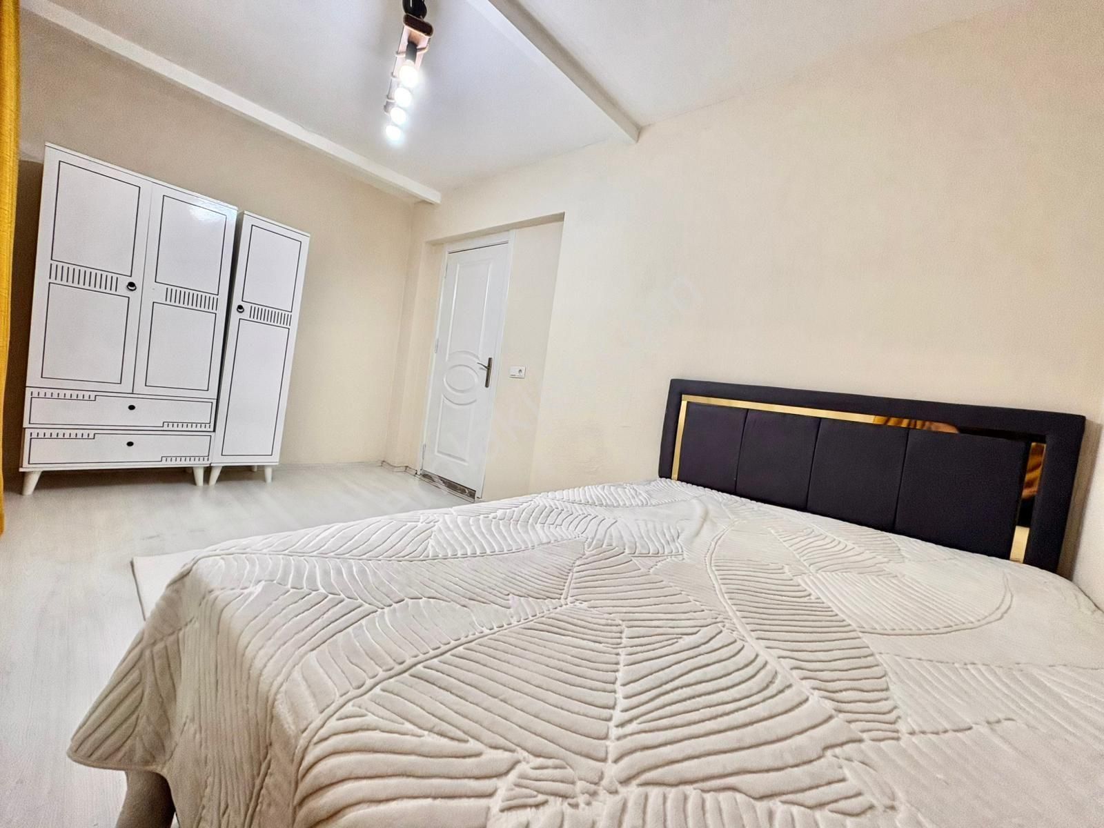 Kınıklı Kafeler Bölgesinde Üniversite Yürüme Mesafesinde Apart 1740.000 Tl - Görsel 17