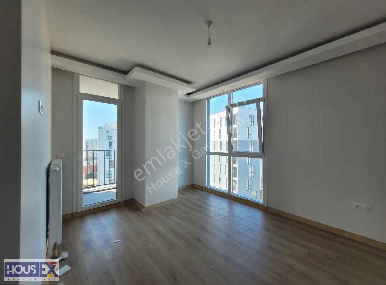 Kiptaş Yeşilpınar 3+1 Kiralık Koşe Sıfır Daire