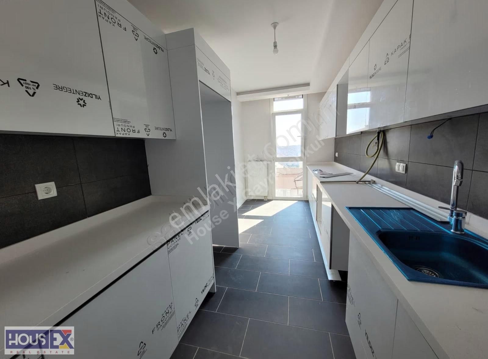 Kiptaş Yeşilpınar 3+1 Kiralık Koşe Sıfır Daire - Görsel 22