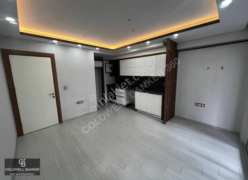 Karşıyaka Bahçelievler 2+1 Arakat Balkonlu Kiralık Daire - Görsel 2