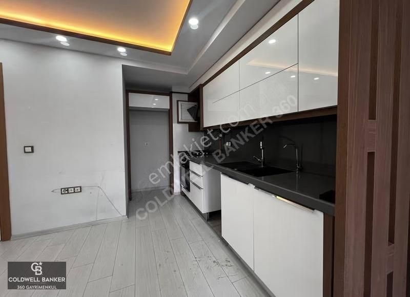Karşıyaka Bahçelievler 2+1 Arakat Balkonlu Kiralık Daire - Görsel 14