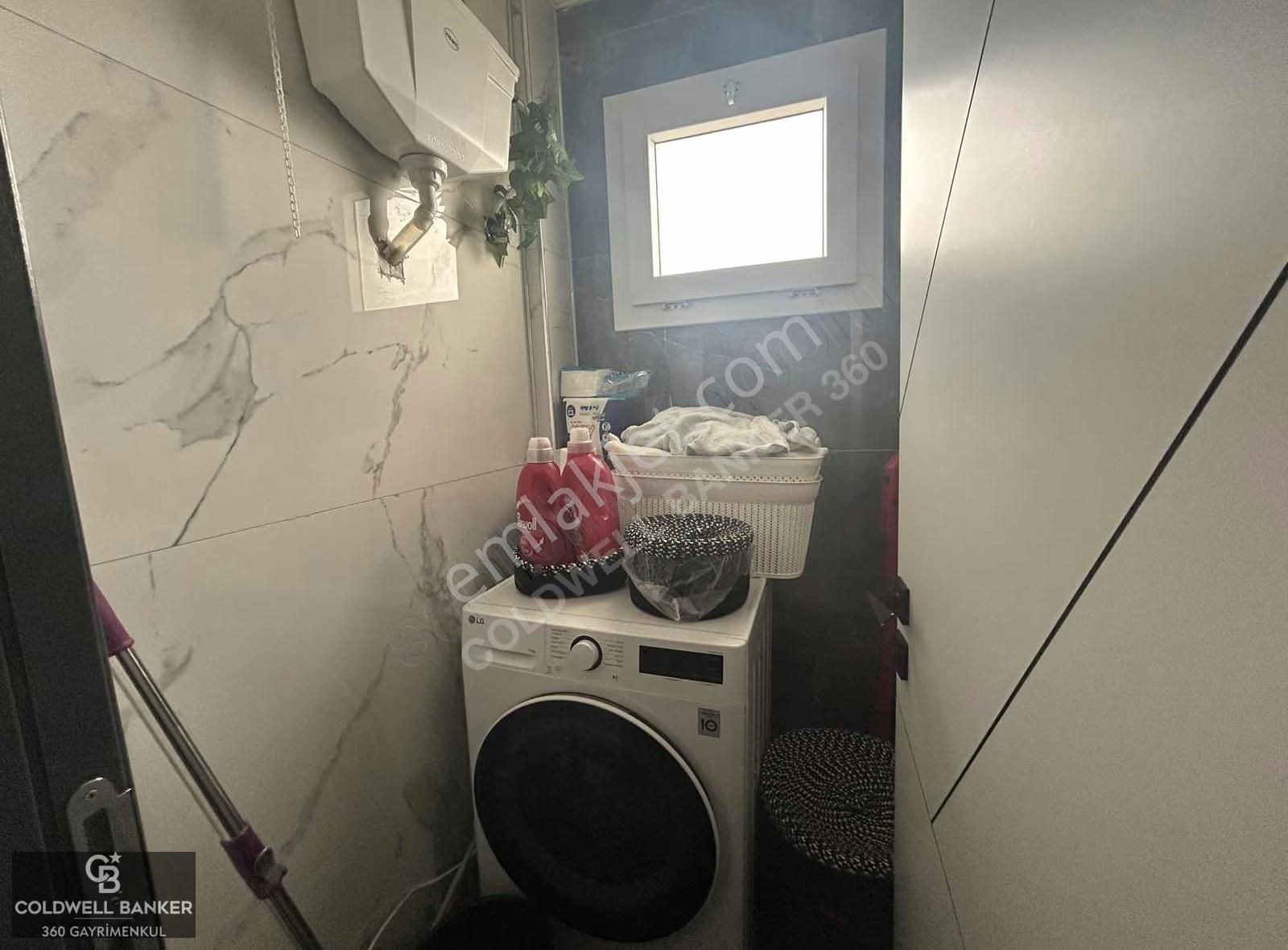 Menderes Bulgurca'da Organize Yakını Satılık Müstakil Bahçeli Ev