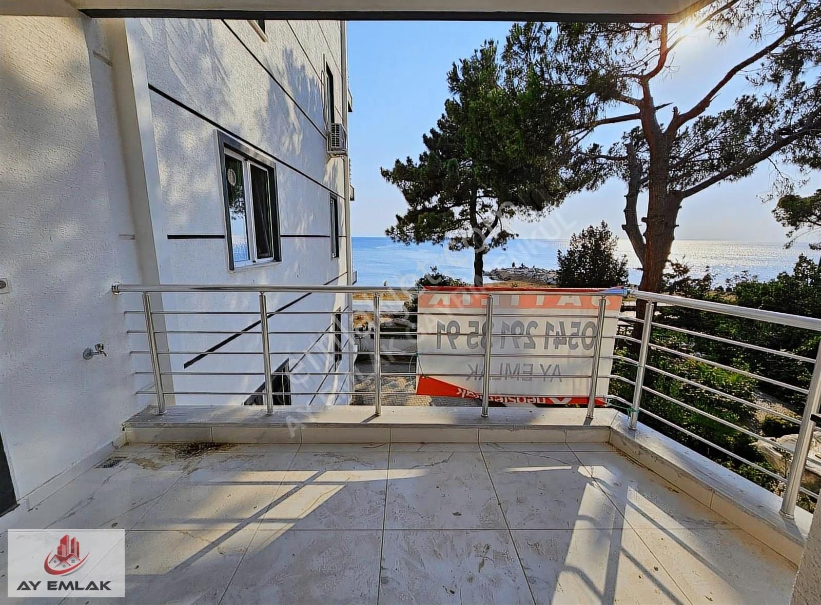 Ay Emlak'tan Armutlu Yılandar'da Denize Sıfır Konum 2+1 Daire - Görsel 7