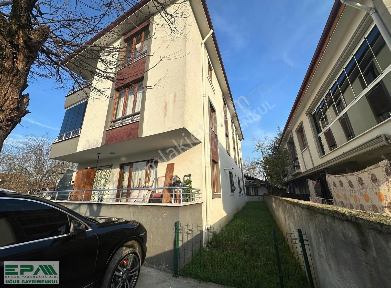 Epa Uğur'dan Düzce Merkez Hastane Mevkii Eşyalı Satılık 1+1 - Görsel 3