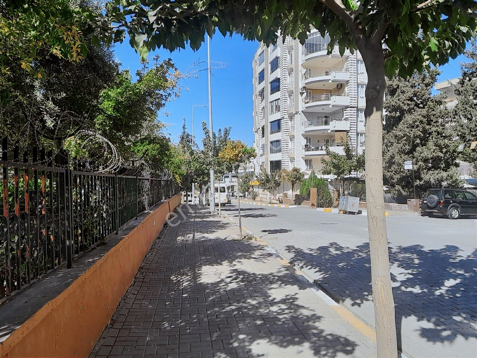 Güzel Emlak Tan Karaköprü Belediye Arkası - Görsel 4