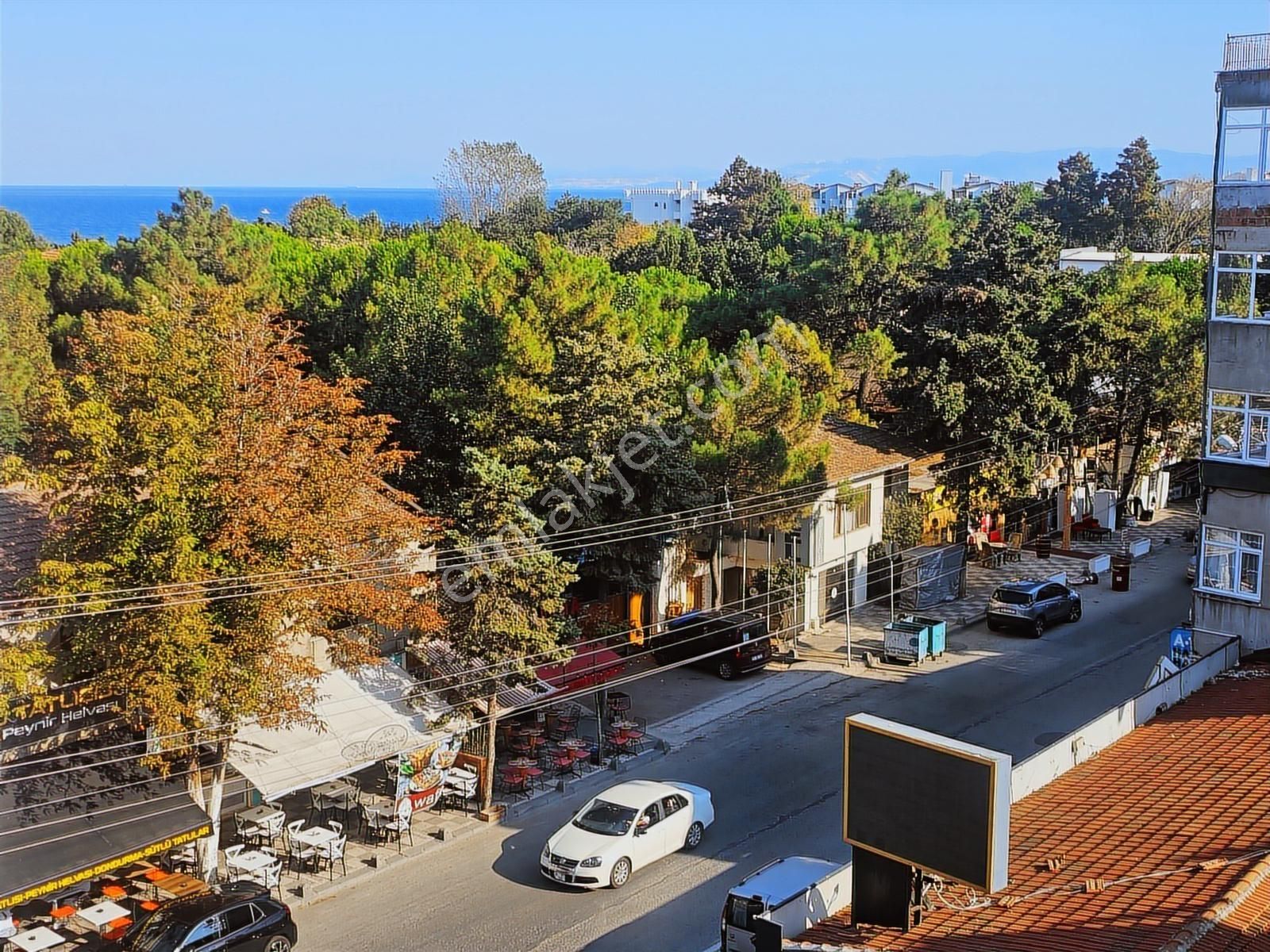 Kumbağ Mah. Deniz Manzaralı 2+1 Plaja 50 Mt - Görsel 19