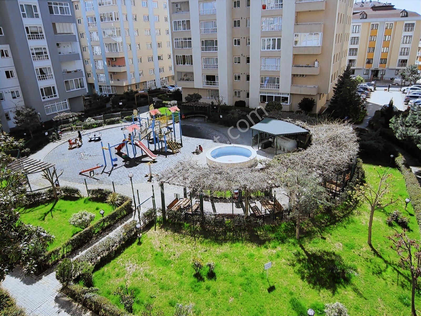 Altayçeşme Yaşamkent Sitesi 2. Etapta 7/24 Güvenlikli Geniş 3+1 - Görsel 8