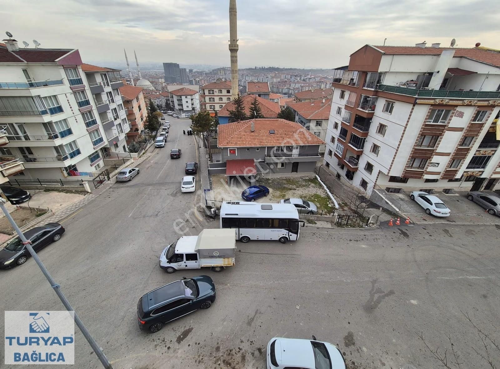 Merkezi Konum Eşyalı Teraslı Daire - Görsel 4