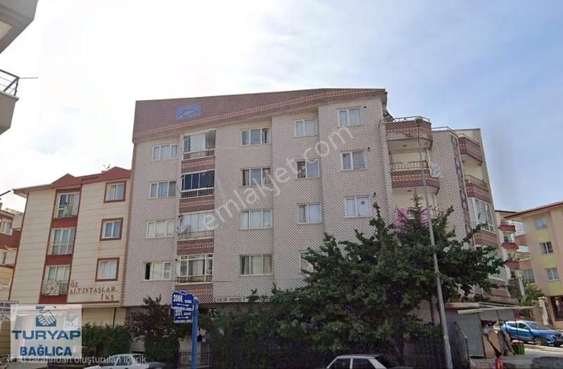 Merkezi Konum Eşyalı Teraslı Daire